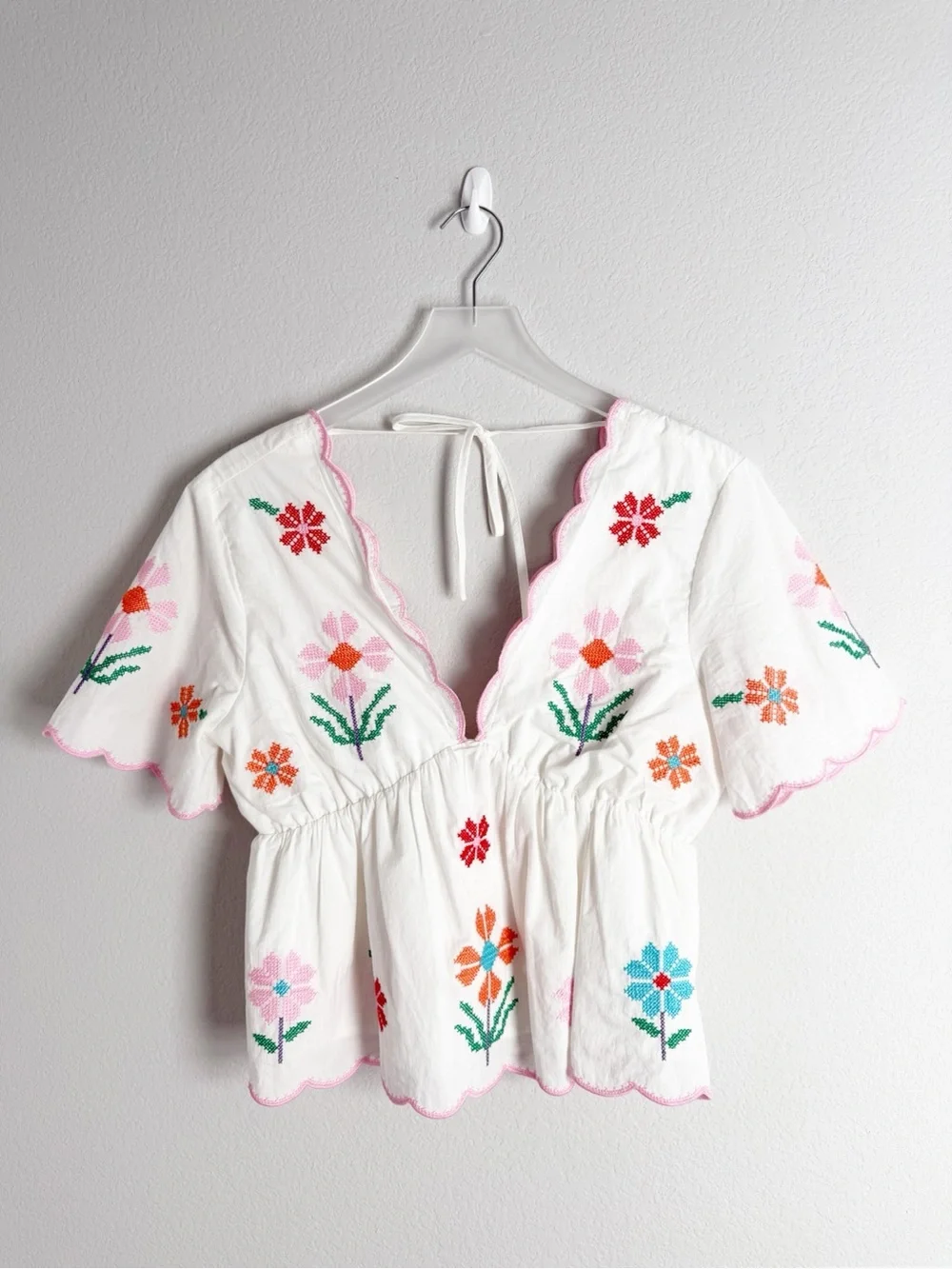J.Marie Short Set Eloise White Floral Embroidered Top and Shorts - Picture 4 of 13